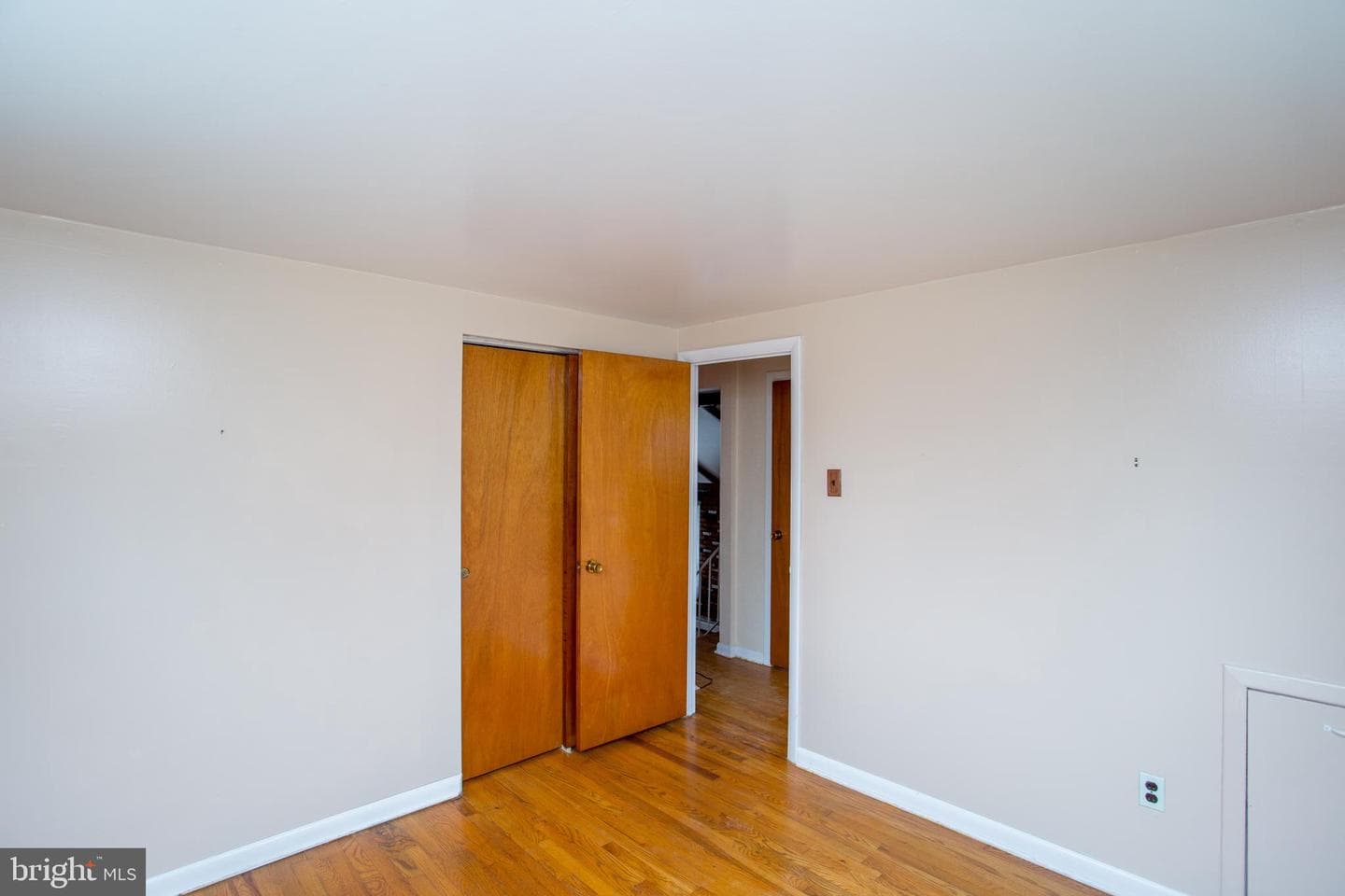1751 Kimball Avenue photo 27