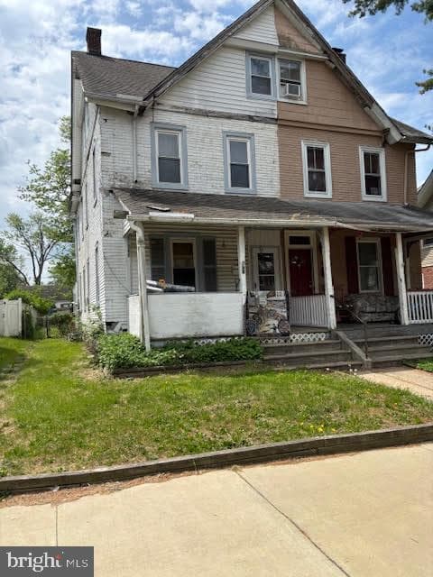 112 E 3rd St. photo 1