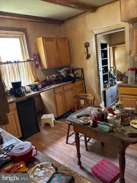 112 E 3rd St. photo 4
