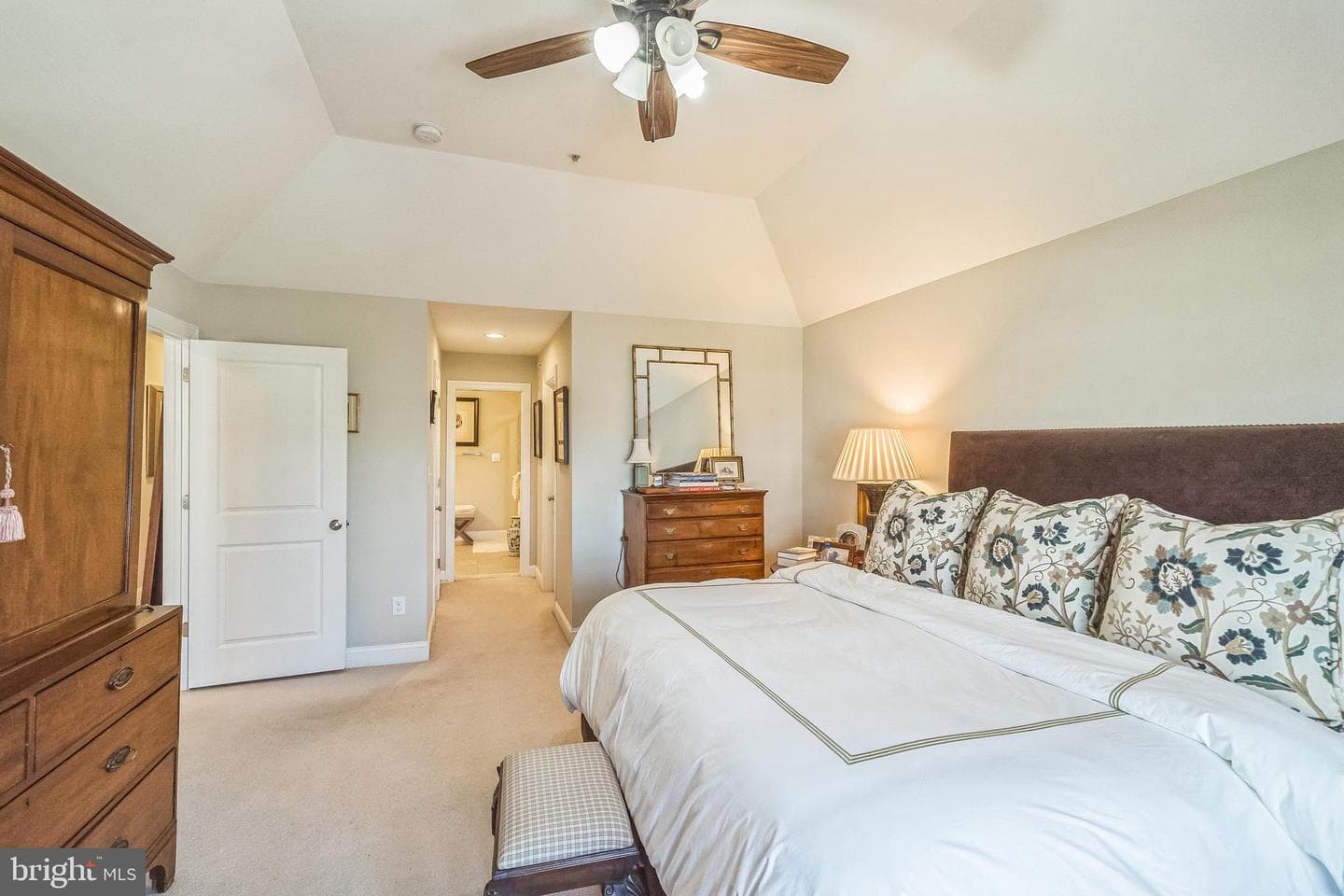 301 Summit Drive photo 26