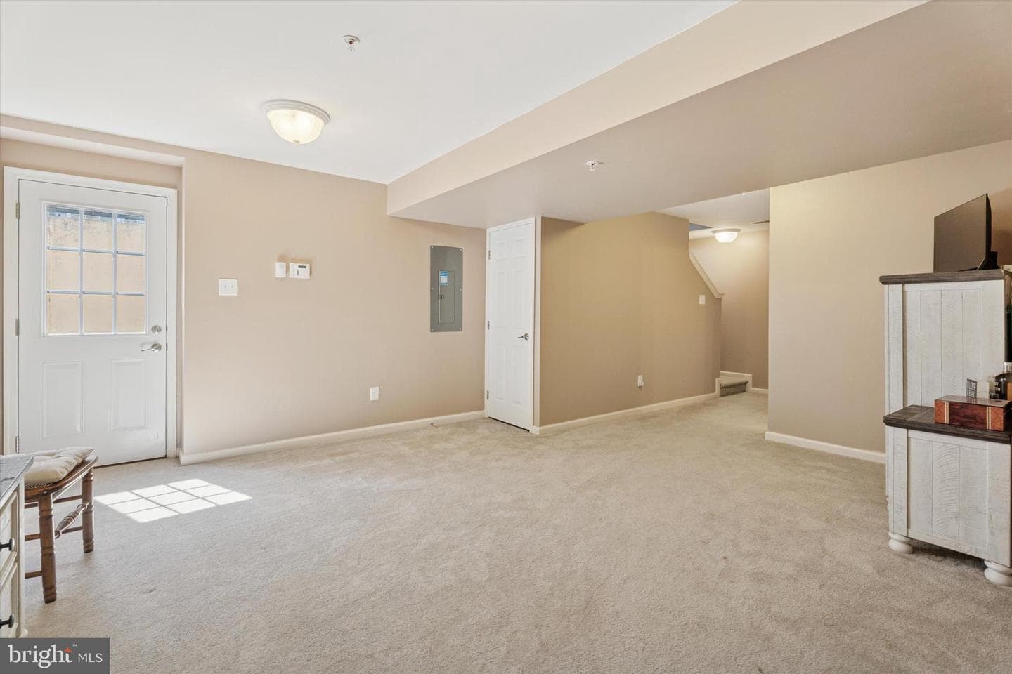 113 Chalet Road photo 28