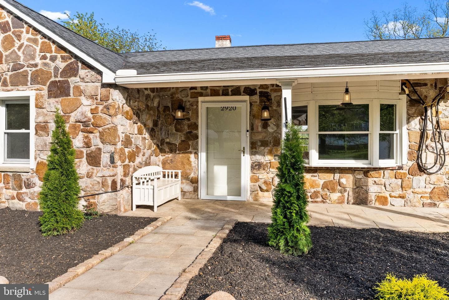 2920 Whitehall Road photo 3