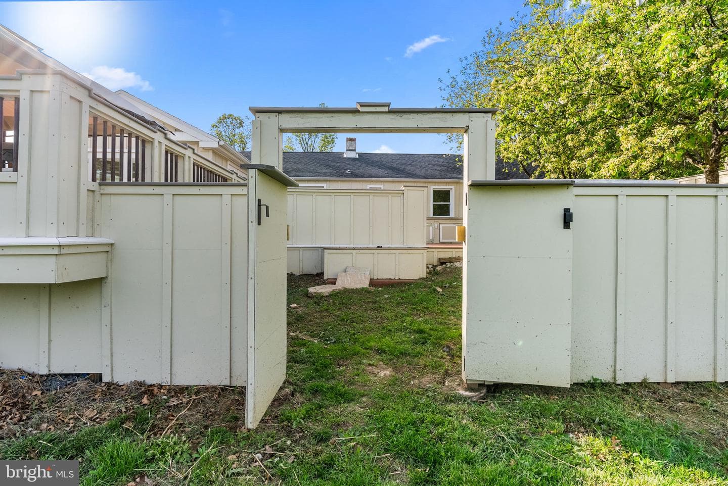 2920 Whitehall Road photo 37