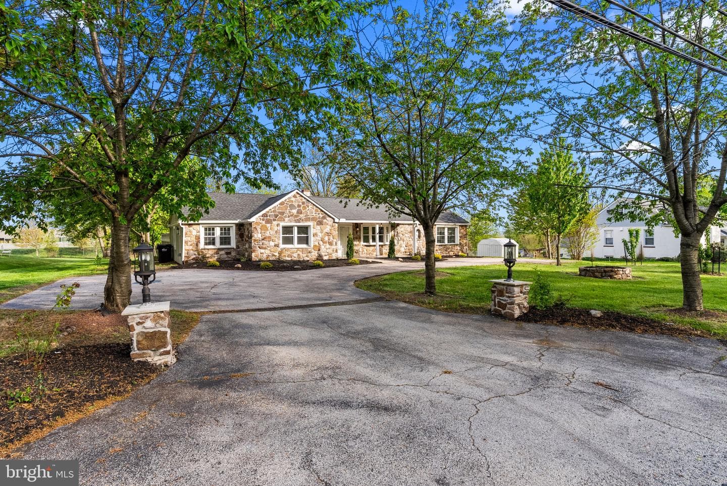 2920 Whitehall Road photo 42