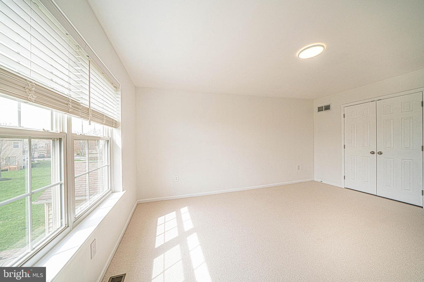 34 Arbor Circle photo 22