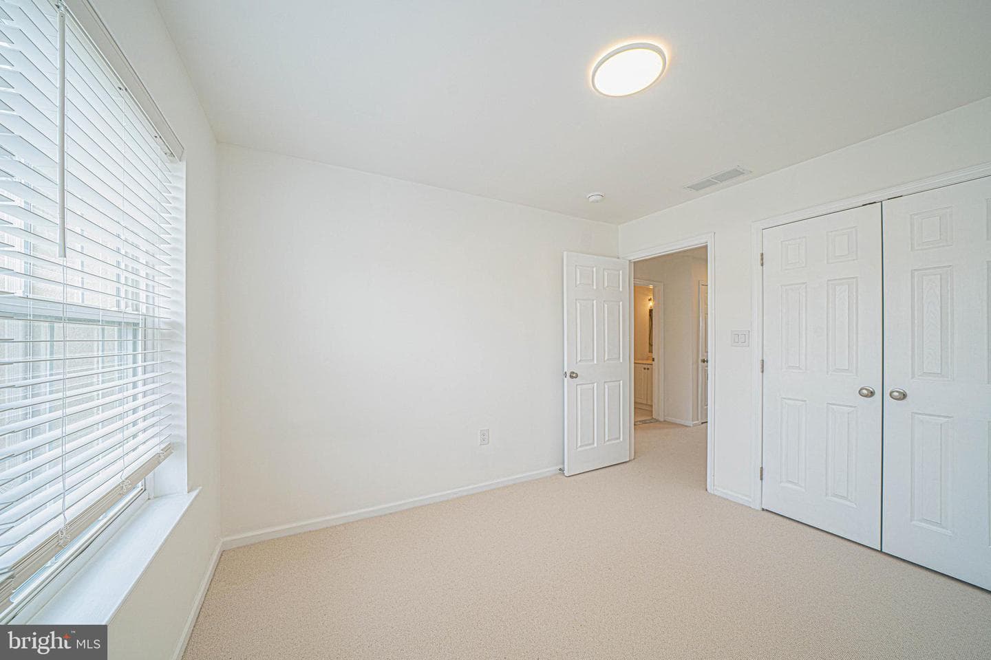 34 Arbor Circle photo 28