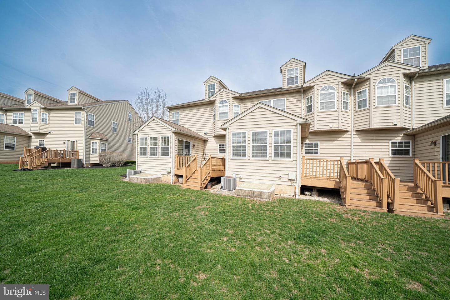 34 Arbor Circle photo 60