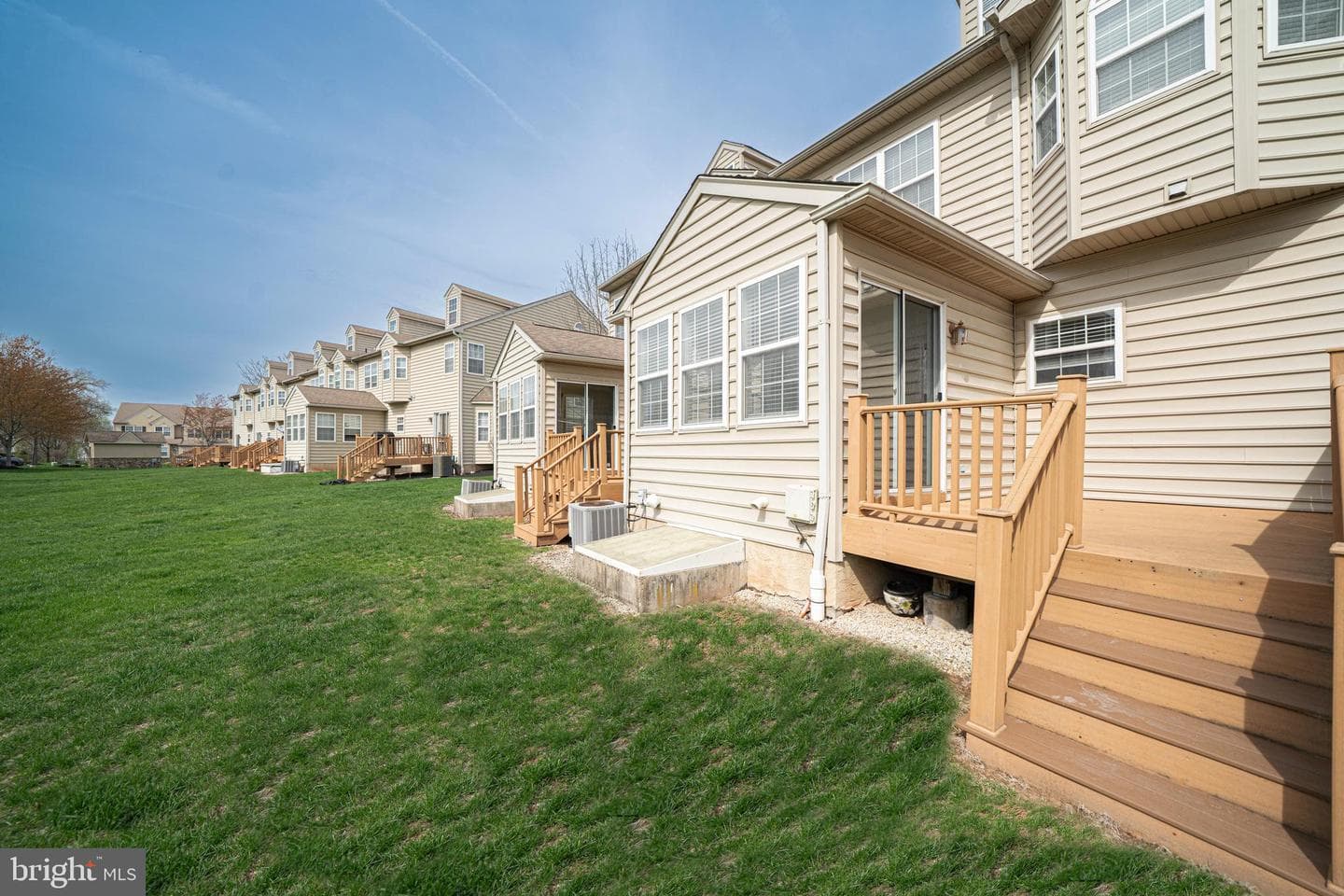 34 Arbor Circle photo 63