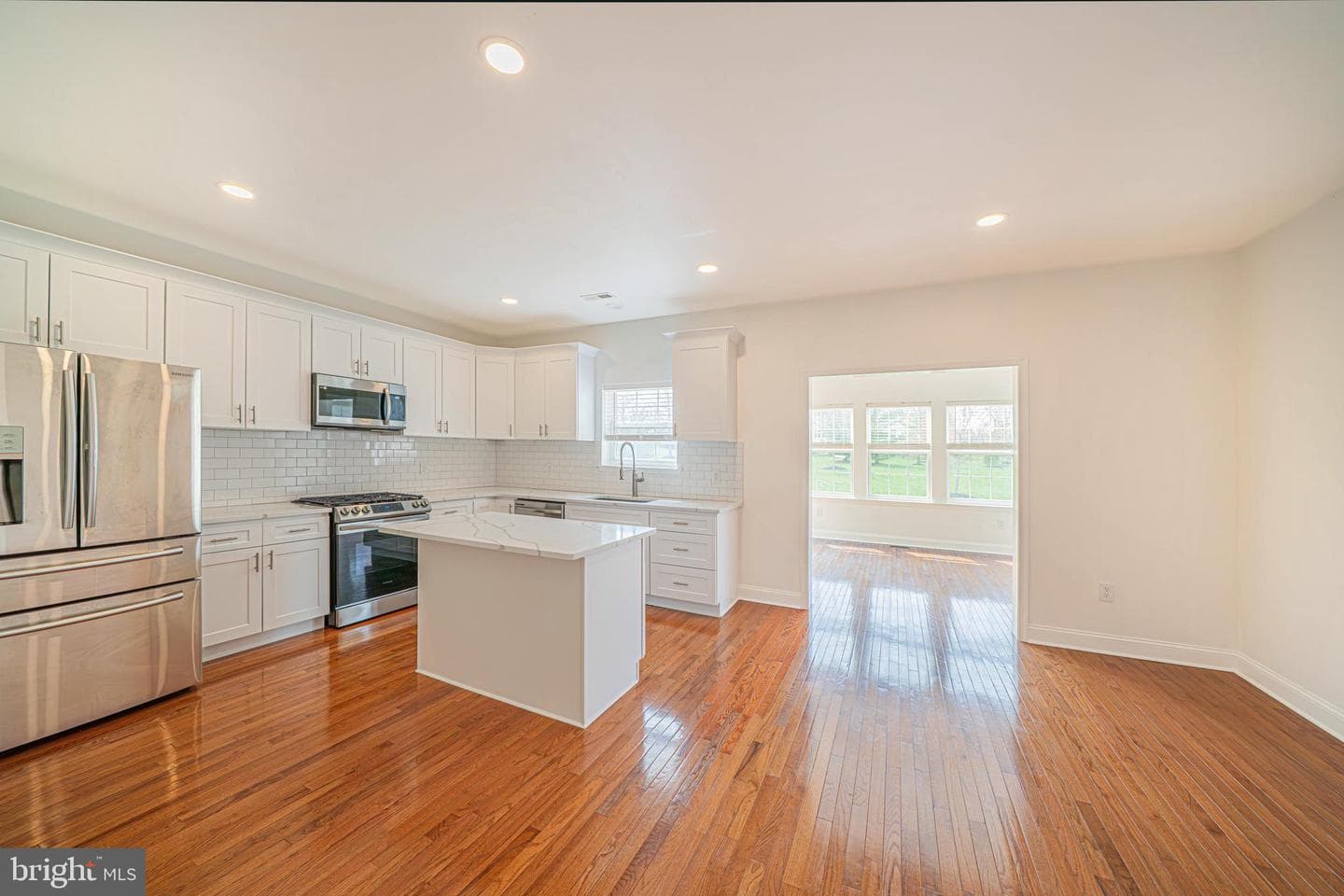 34 Arbor Circle photo 9