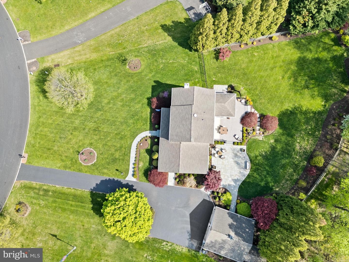 653 Valley Road photo 38