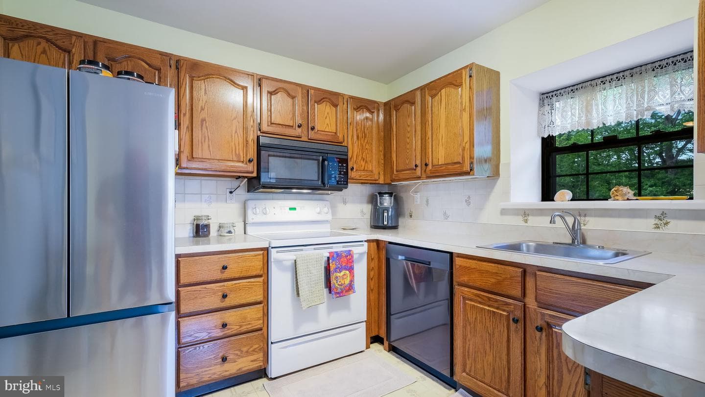 1901 Yorktown South, West Norriton photo 6