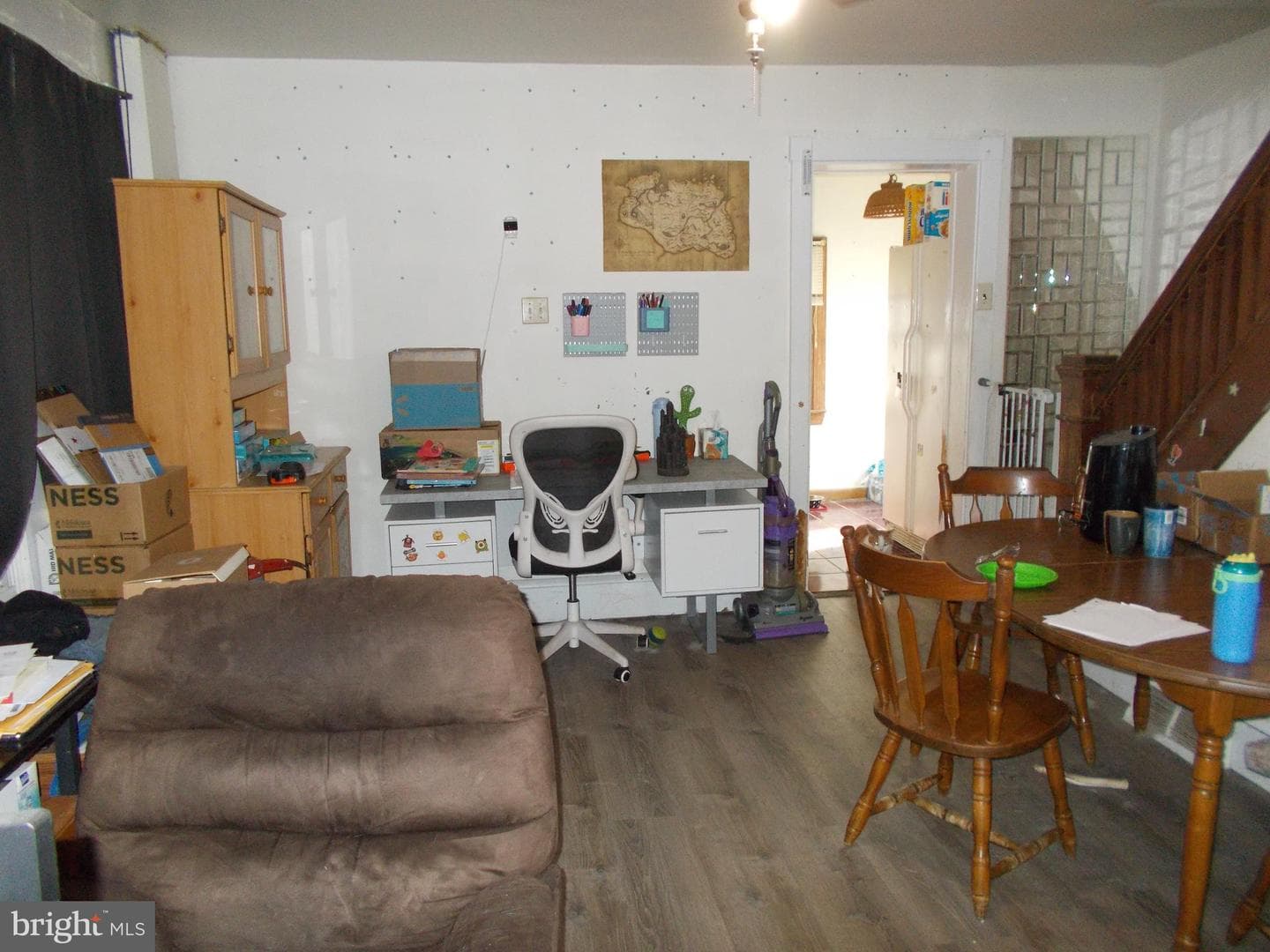 1226 E Philadelphia Avenue photo 3