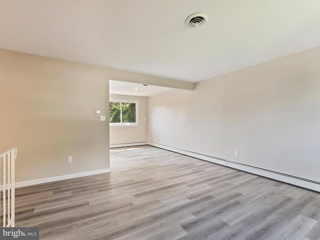 14 Featherbed Lane photo 15