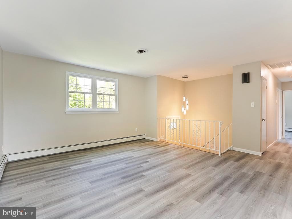 14 Featherbed Lane photo 17