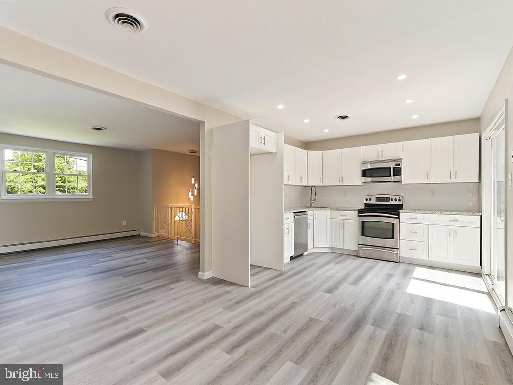 14 Featherbed Lane photo 19