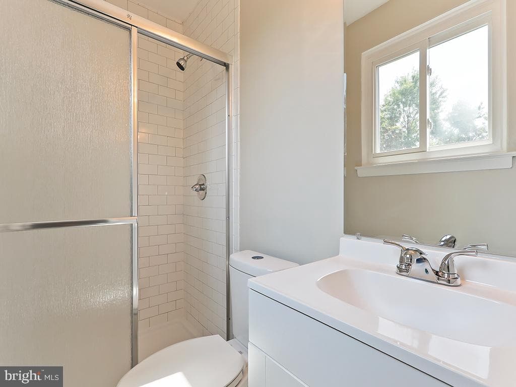 14 Featherbed Lane photo 32