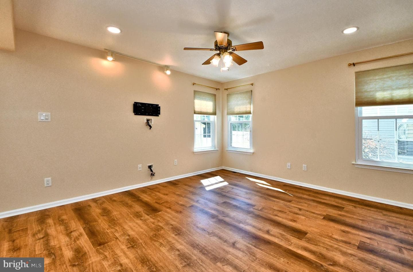 278 Emily Lane photo 11