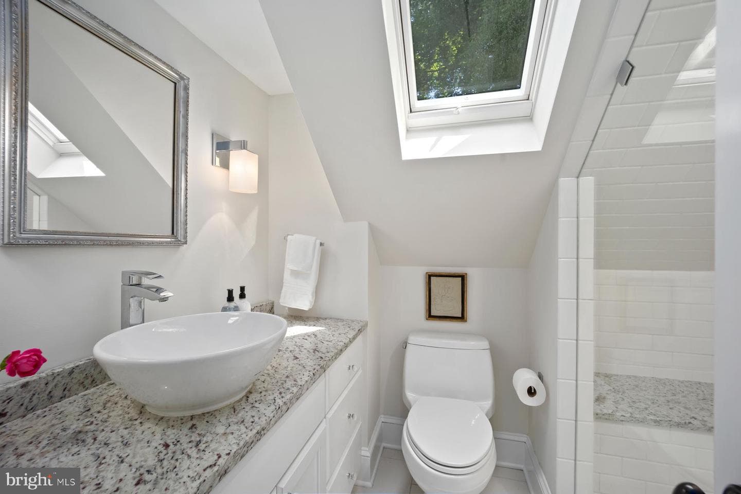 1650 Mount Pleasant Road photo 36