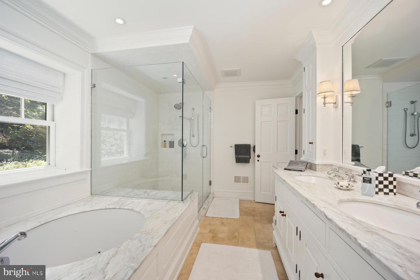 1660 Mount Pleasant Road photo 13