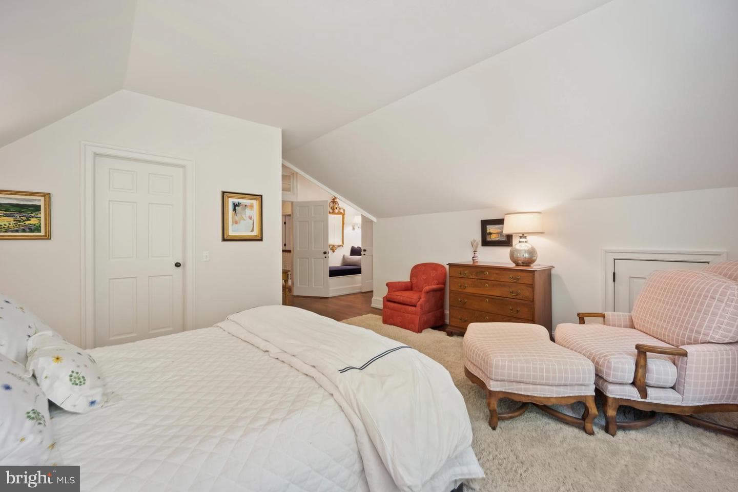 1660 Mount Pleasant Road photo 18