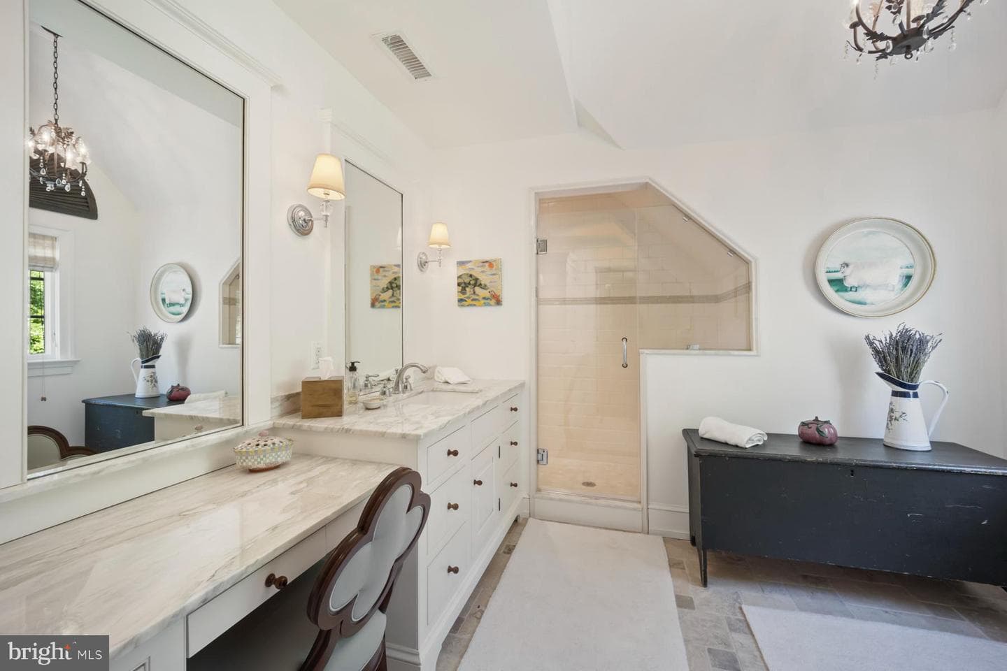 1660 Mount Pleasant Road photo 19