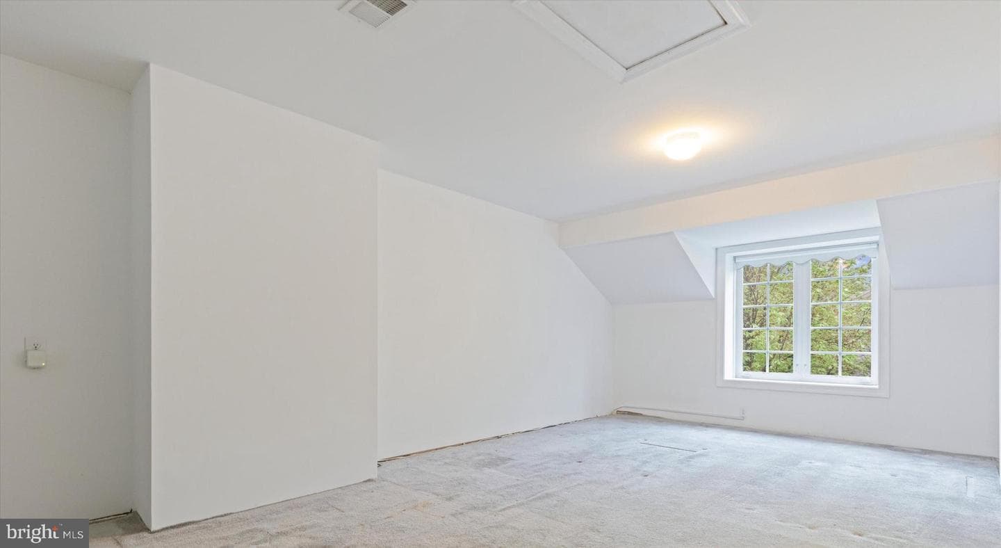 137 Mahogany Way photo 20