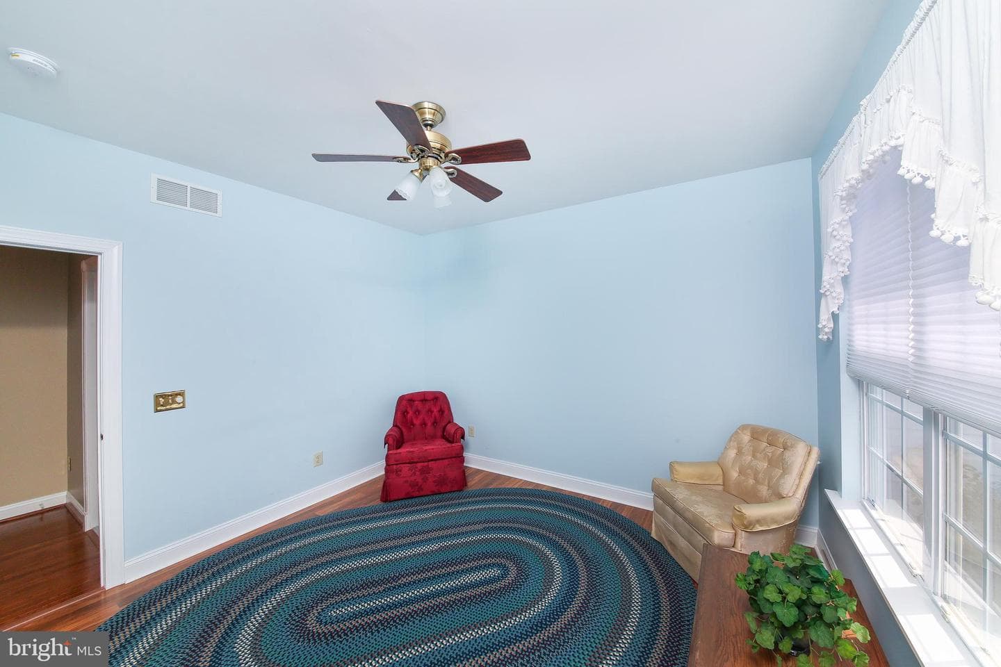 1505 Tarrington Way photo 18