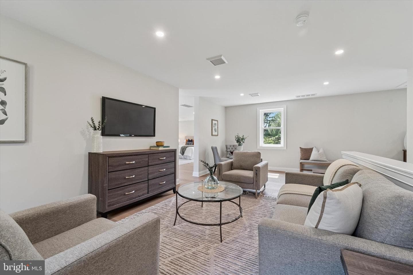 6 Park Road photo 14