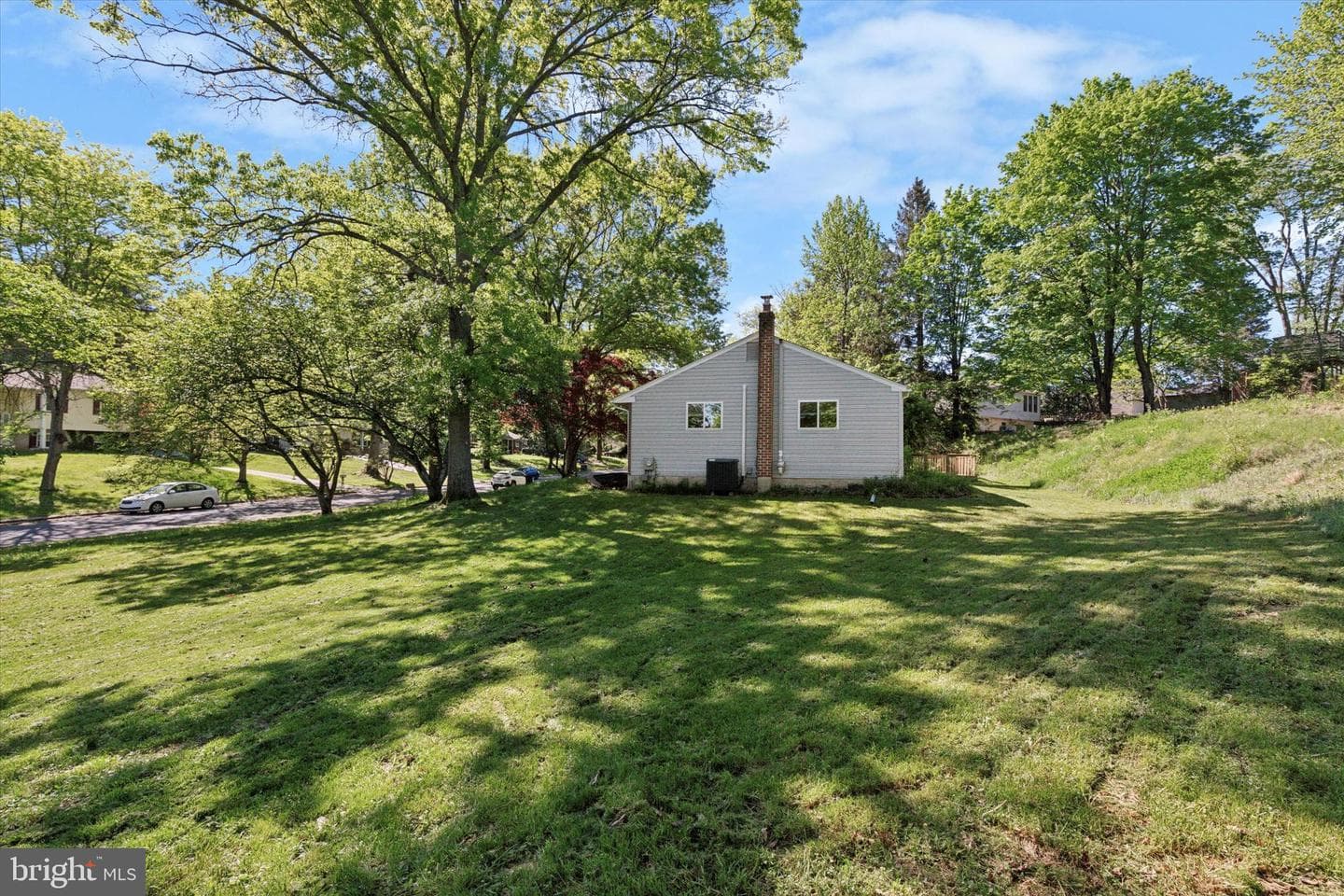 1523 Heather Place photo 25