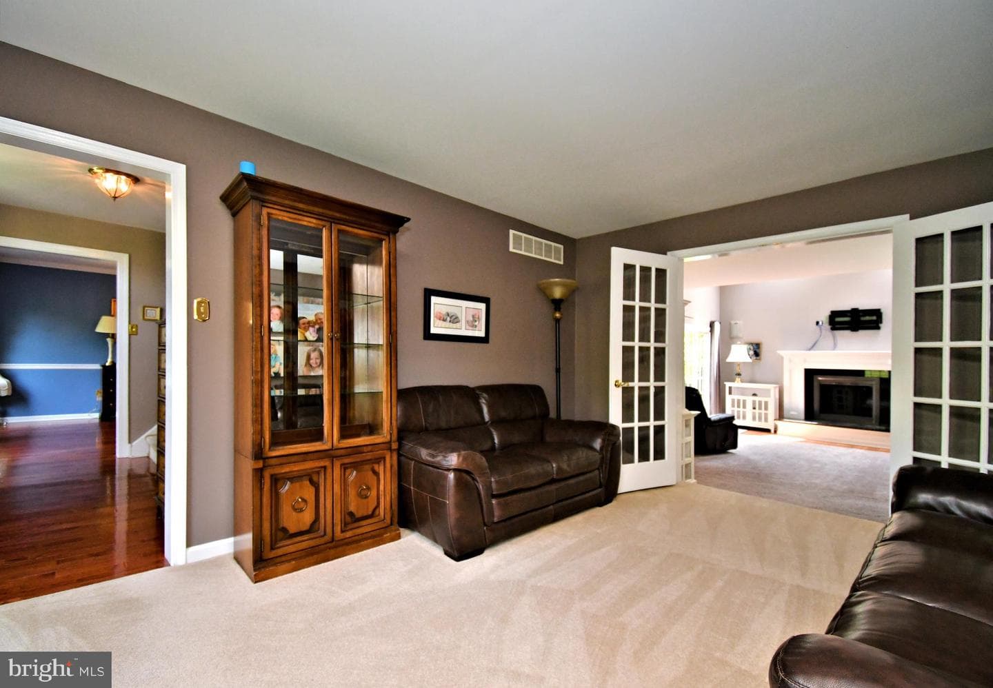 1935 Linden Lane photo 4