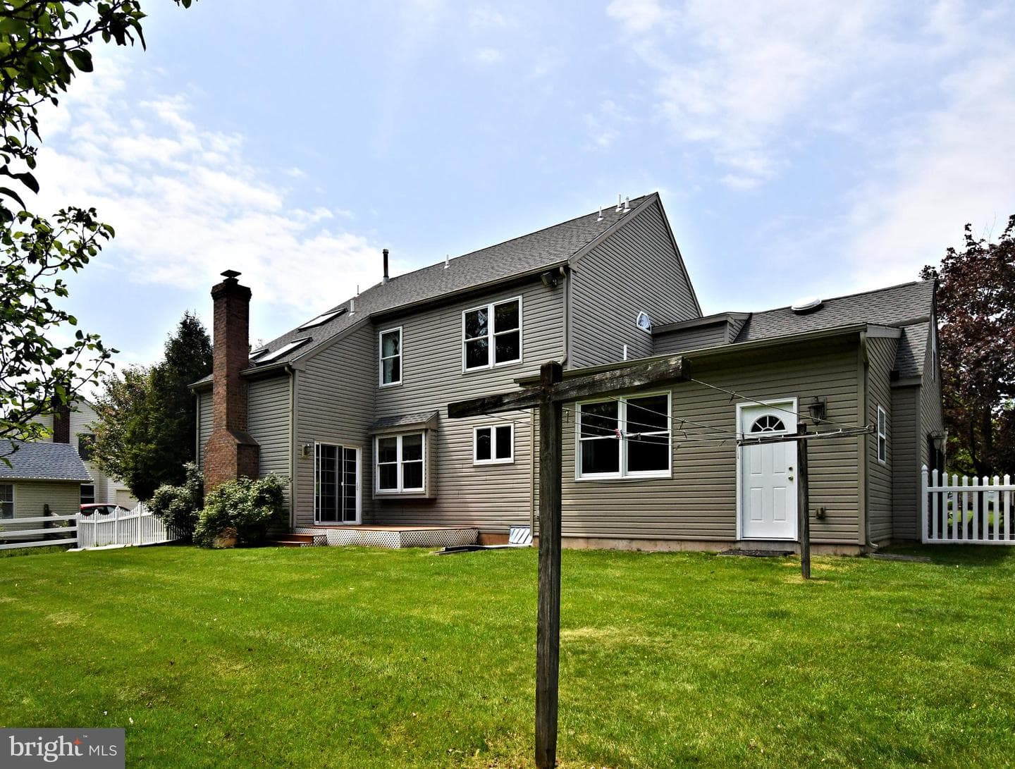 1935 Linden Lane photo 44