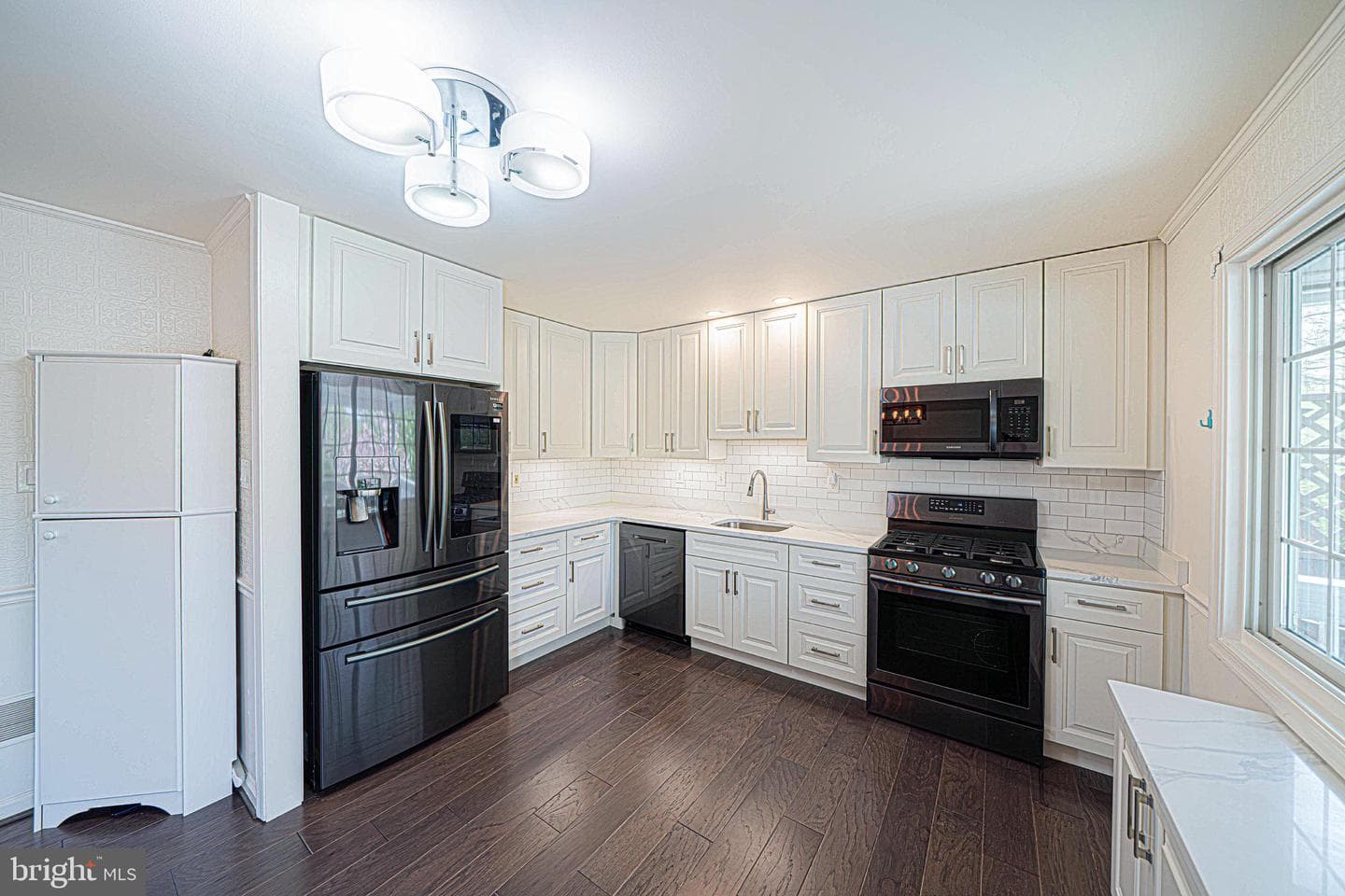 159 Red Haven Drive photo 10