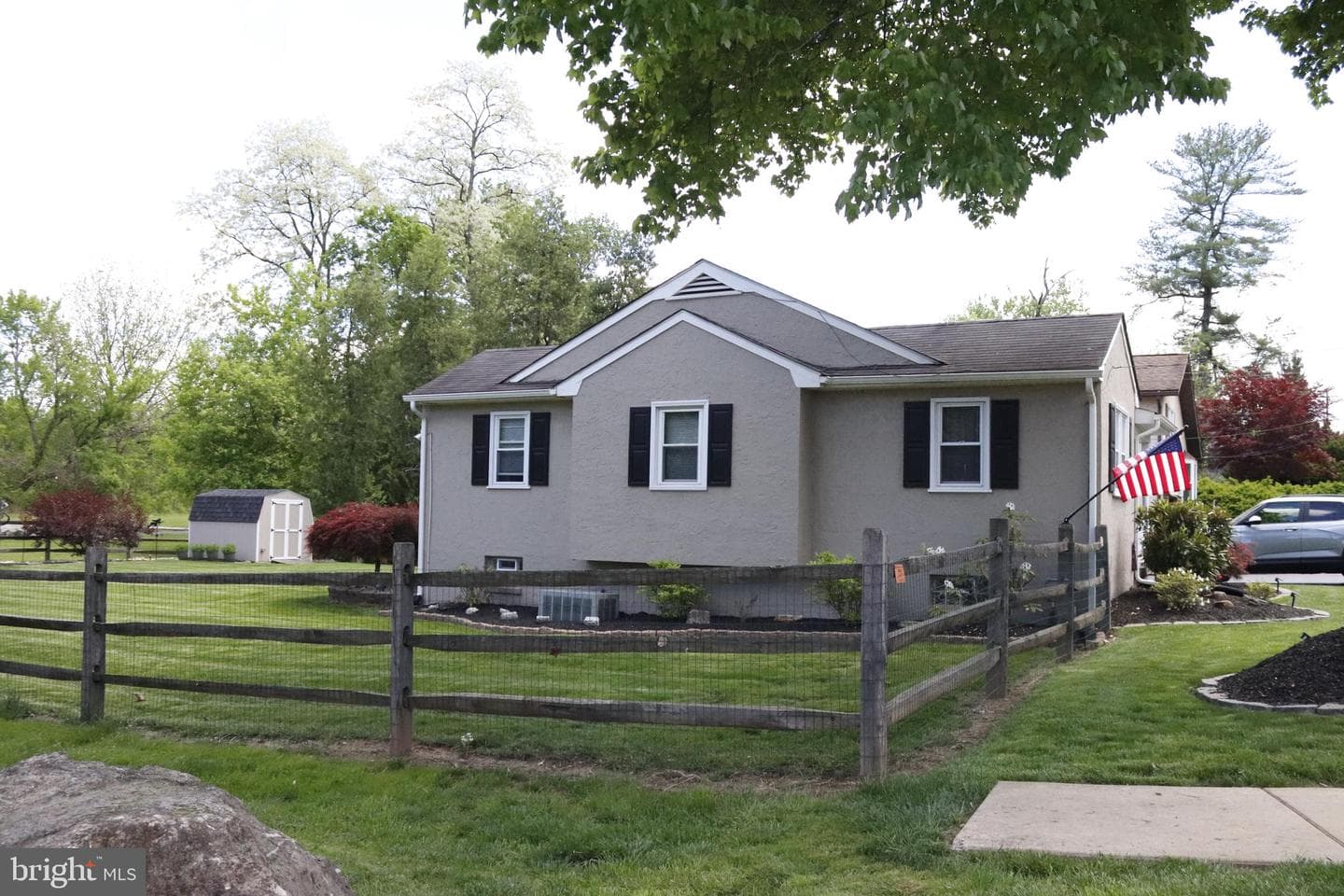 2777 Susquehanna Road photo 6