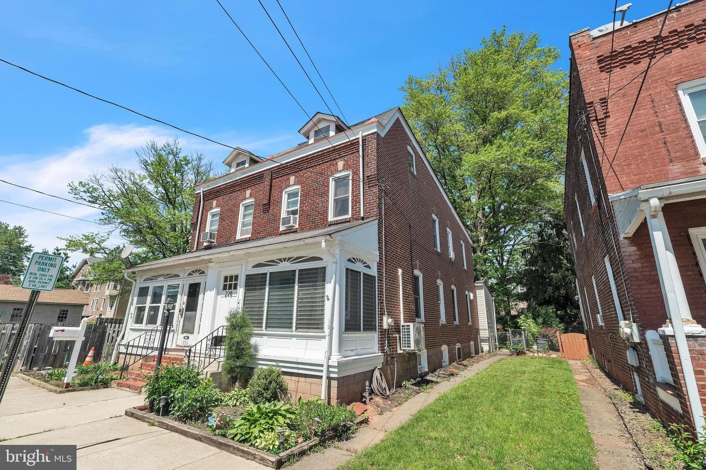 228 S 5th Avenue photo 2