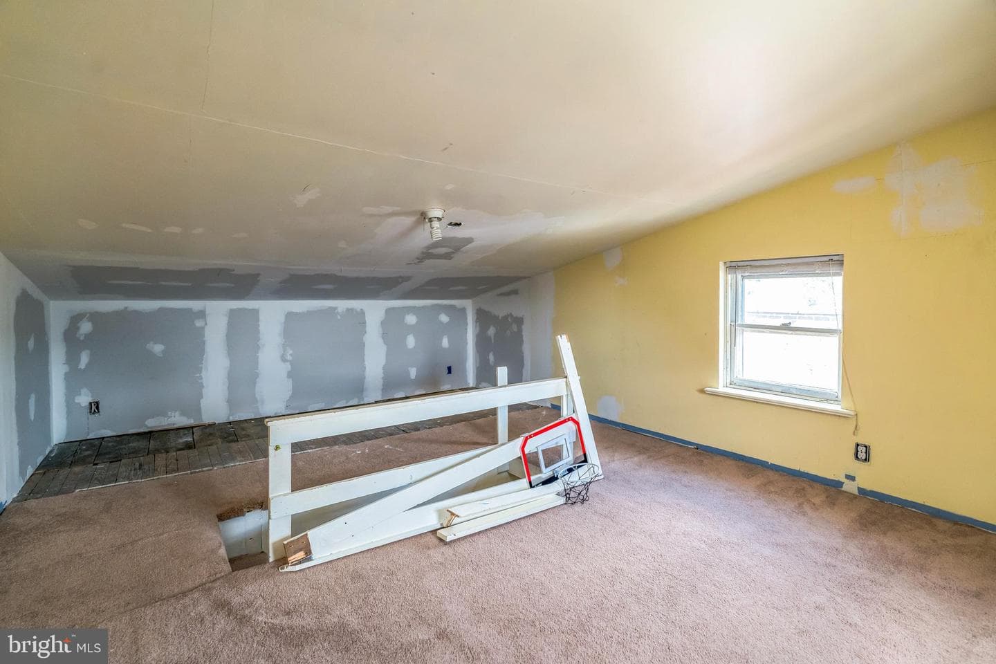 228 S 5th Avenue photo 25