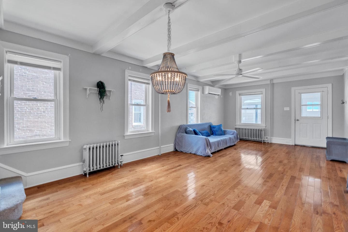 228 S 5th Avenue photo 7