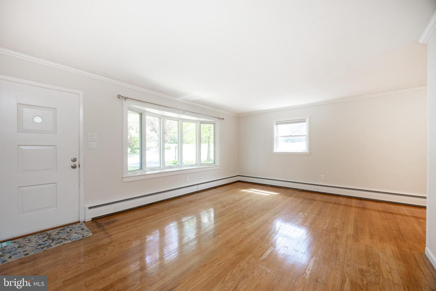 235 8th Avenue photo 3
