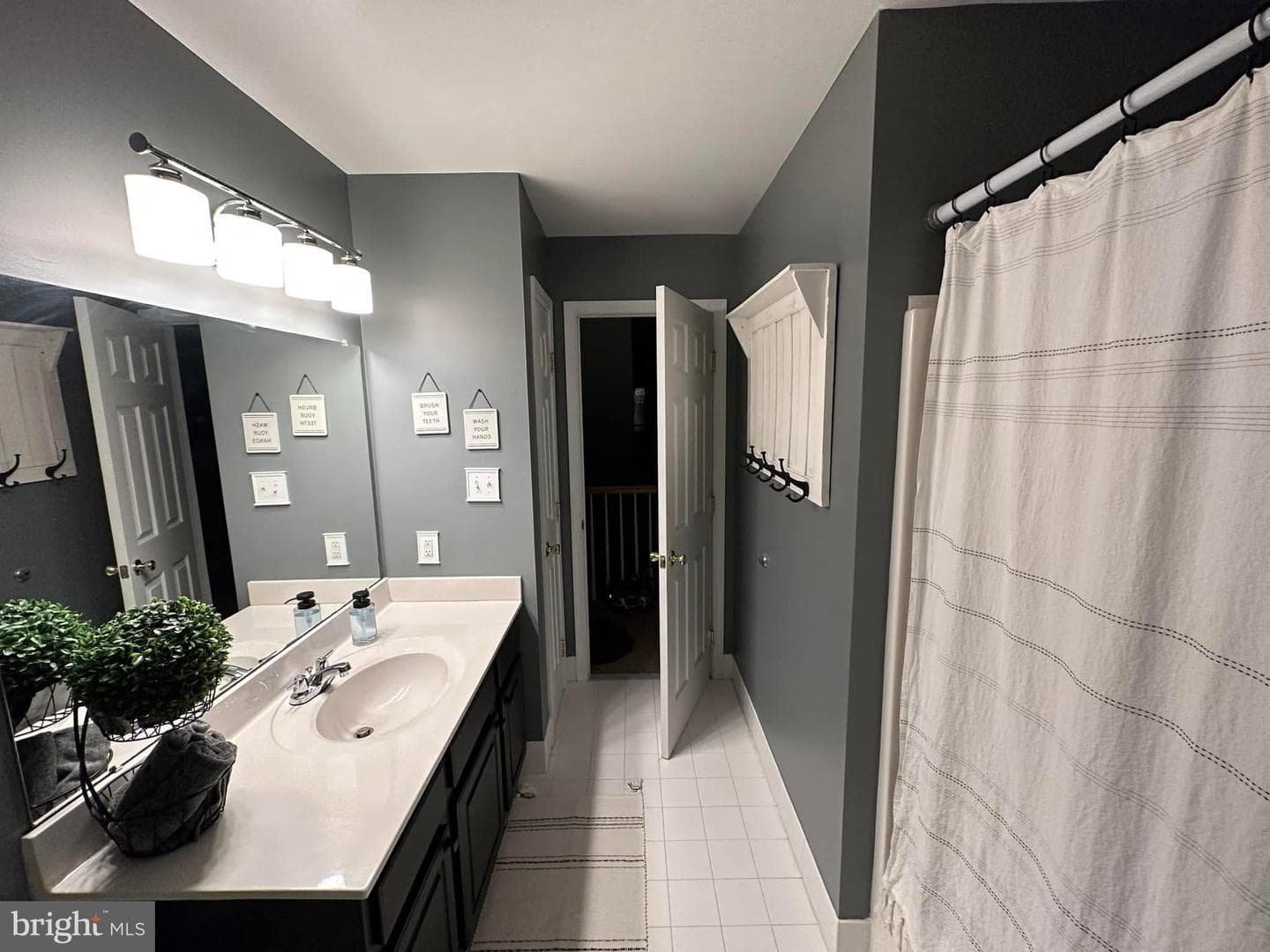 414 Windy Hill Road photo 33