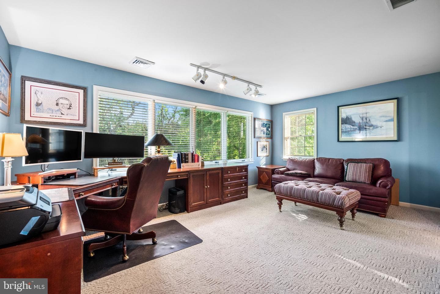 141 Gwynmont Drive photo 35