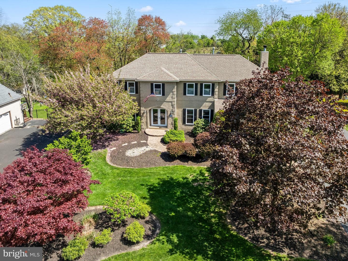 141 Gwynmont Drive photo 4