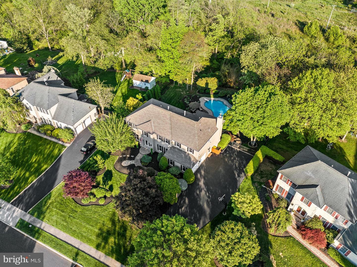 141 Gwynmont Drive photo 6