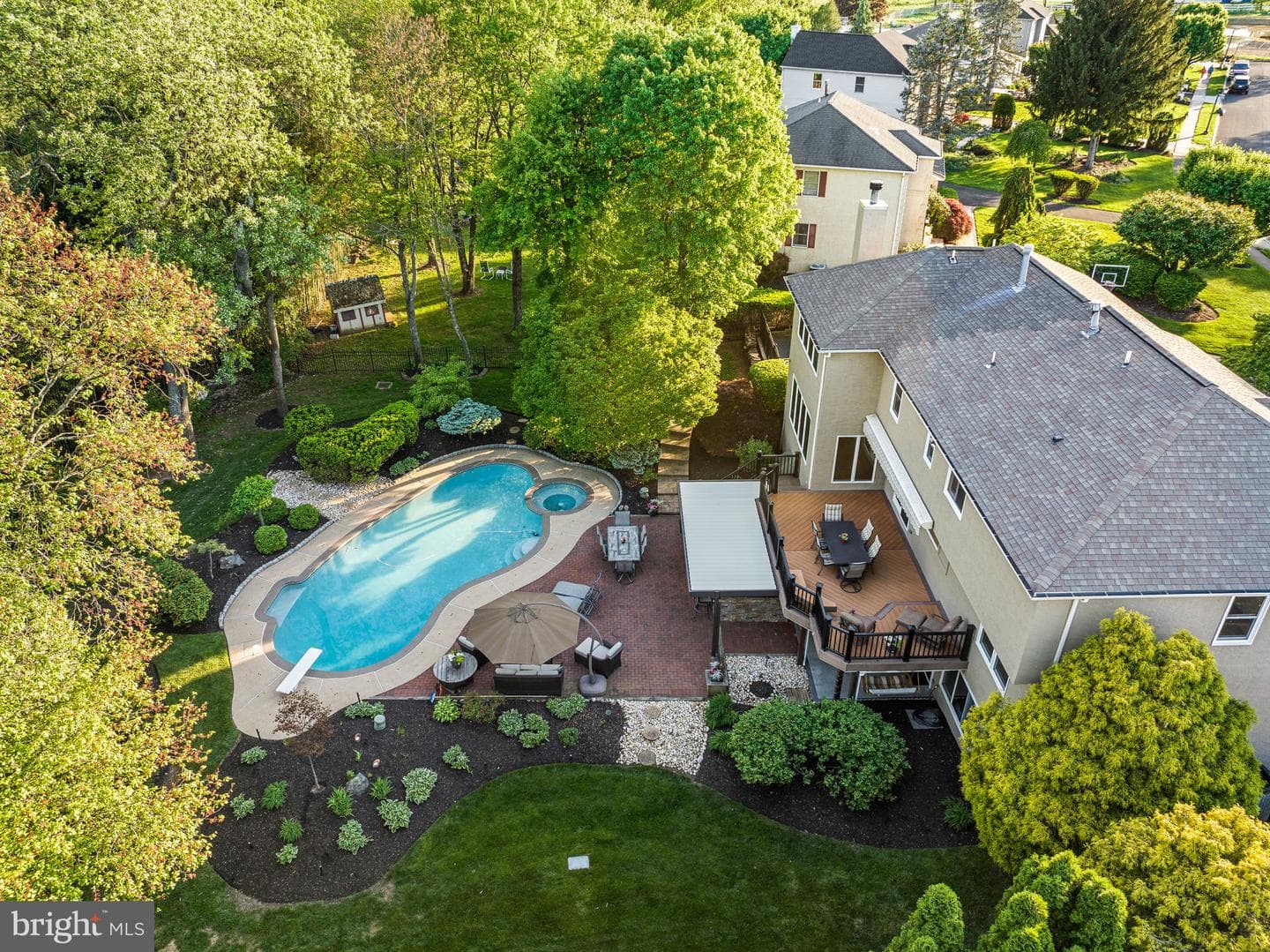 141 Gwynmont Drive photo 62