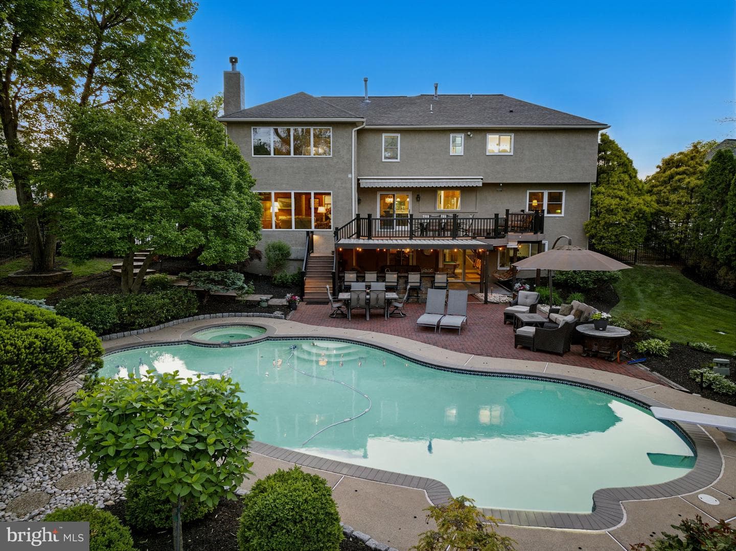 141 Gwynmont Drive photo 70
