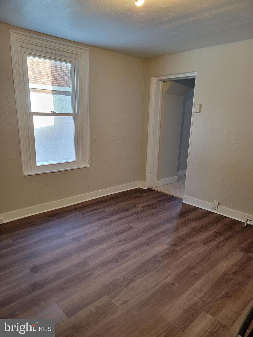 613 Walnut Street photo 4