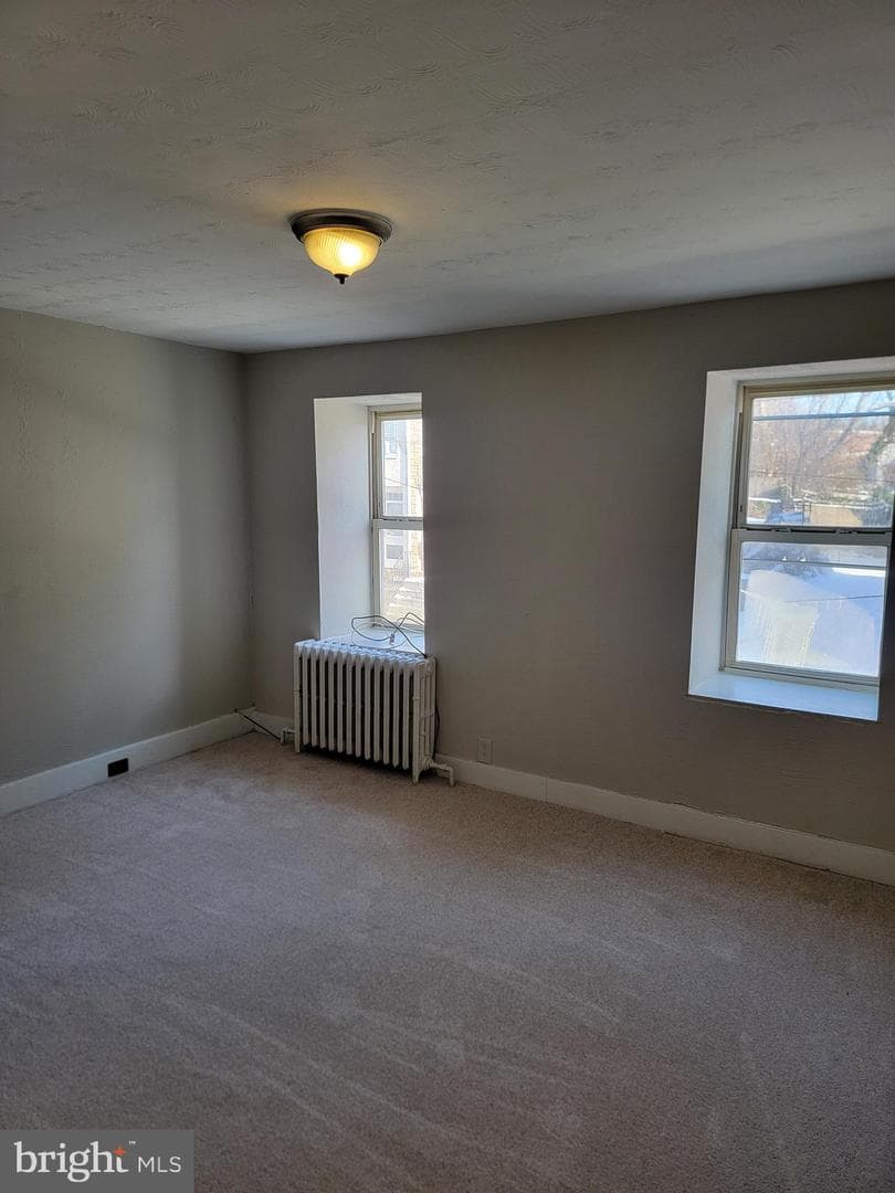 613 Walnut Street photo 9