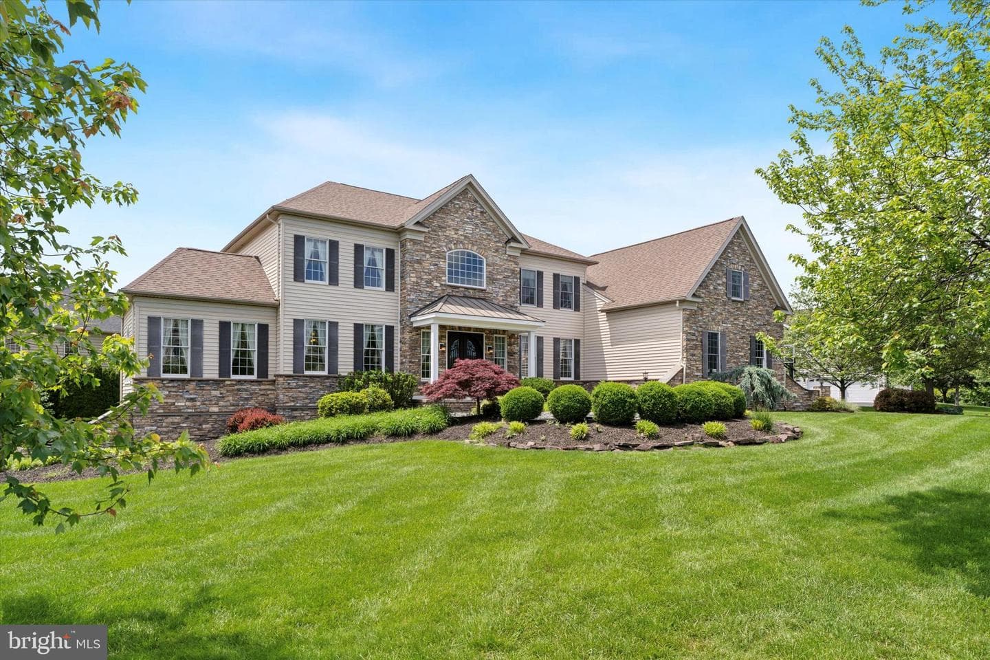 66 Goldfinch Circle photo 2