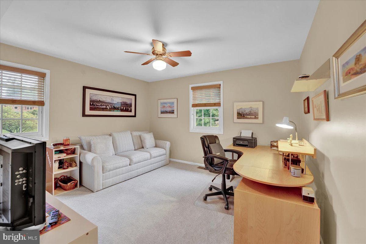 704 Buckley Road photo 31