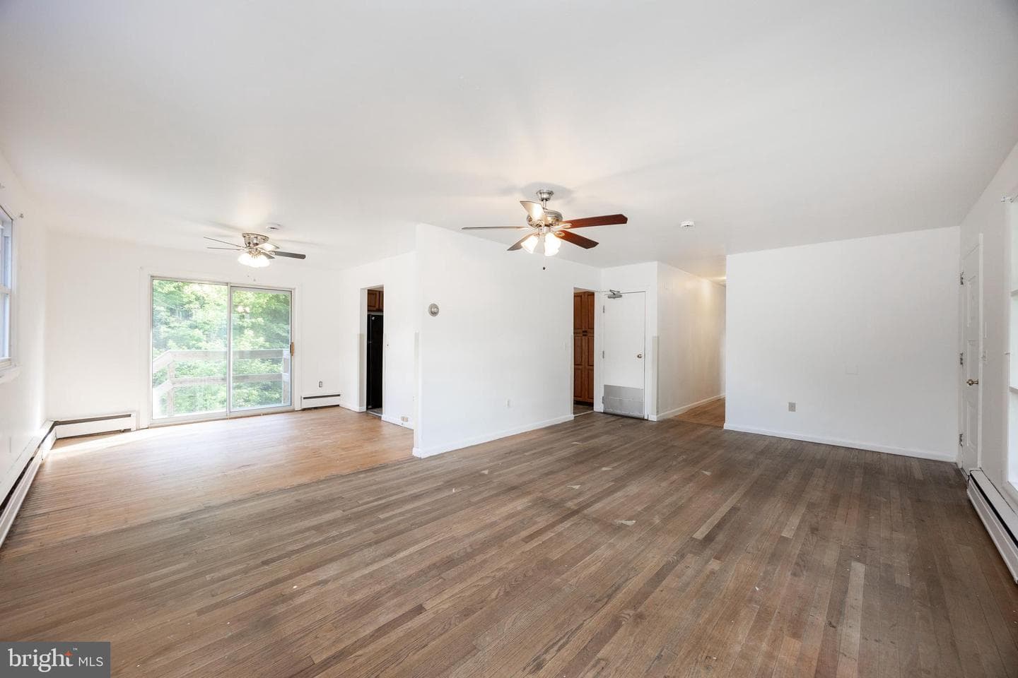 992 E Valley Road photo 14