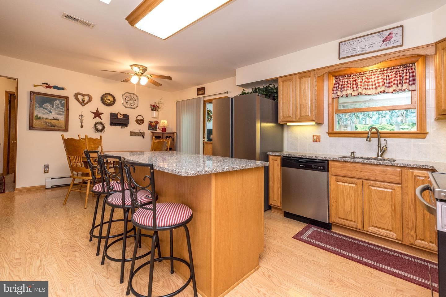 250 Hill Avenue photo 13