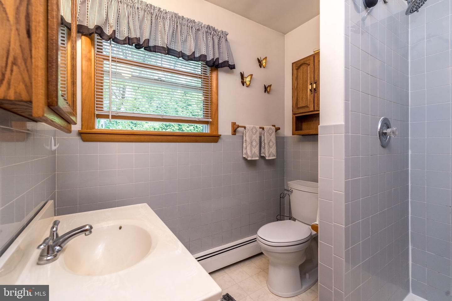 250 Hill Avenue photo 30